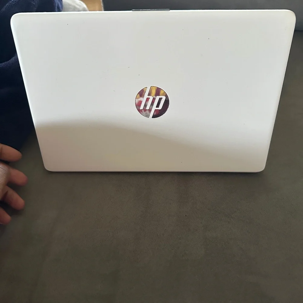 HP LABTOP GREAT CONDITION
